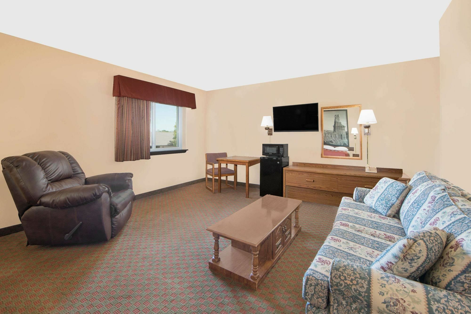 Super 8 By Wyndham Dalhart Motel Exterior photo